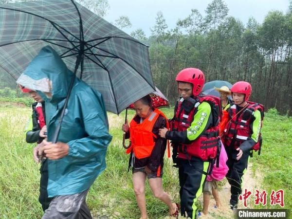 台风暹芭最新路径分析及应对策略探讨