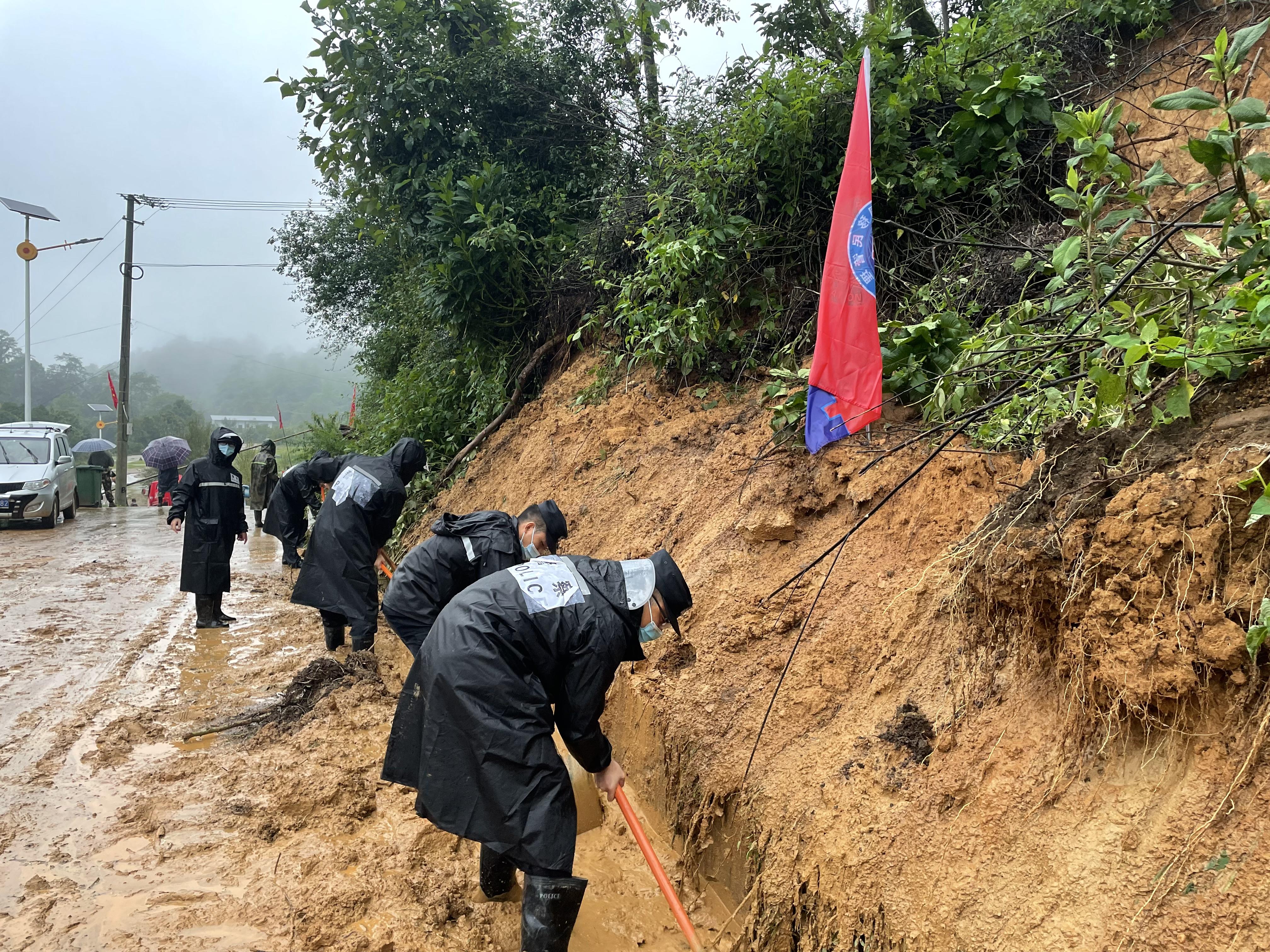 云南暴雨最新动态，全方位解析影响与应对措施